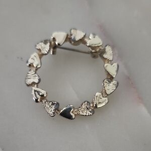 Vintage Gerry's Gold Tone Heart Wreath Brooch